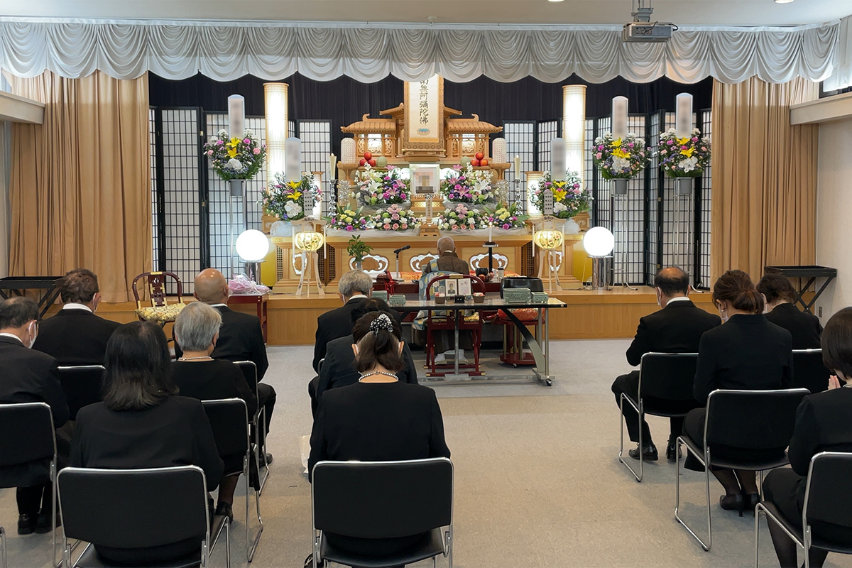 葬儀を通じて、愛と思い出を共有する場をご提供いたします