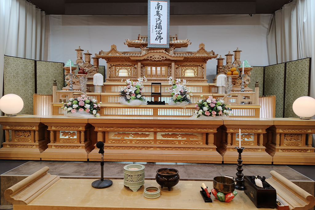 家族葬の花水木 高松河田川島セレモニーホール祭壇