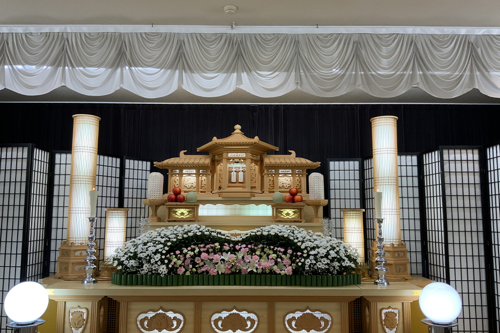 家族葬の花水木 瀬戸内セレモホール坂出祭壇